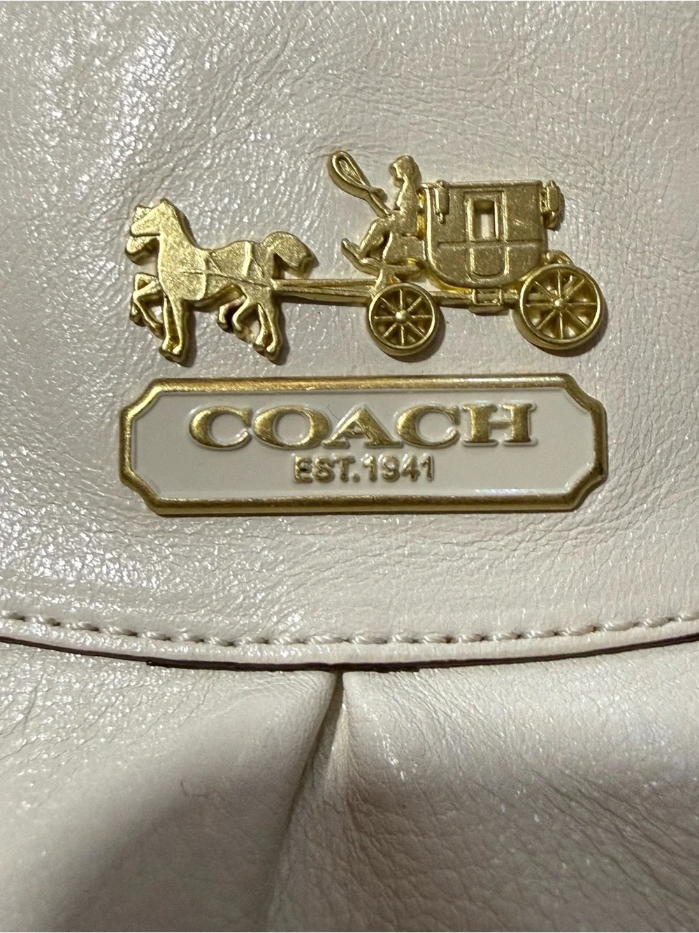 Vintage Coach Madison Cream Glazed Leather Shoulder Bag with Gold Hardware